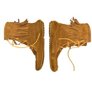 Minnetonka Womens Brown Suede Fringe Ankle Boots Lace Up Size 6 Moc Toe‎